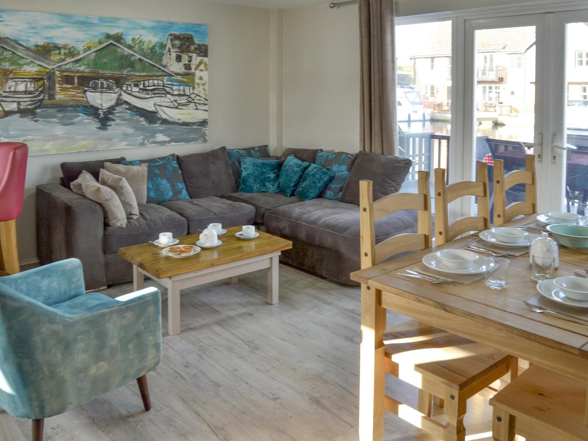 Villa Davids Island à Wroxham Extérieur photo